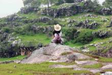 Bukit Jaddih, Pesona Indah Bukit Kapur di Pulau Madura!